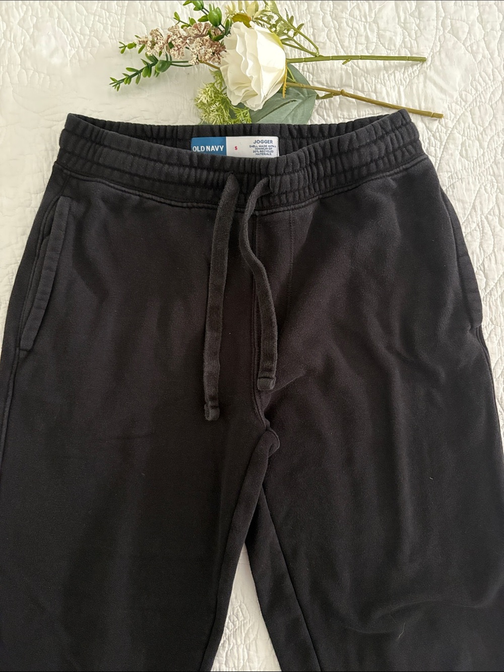 Old Navy Black Mens Sweatpants with Drawstring Waist